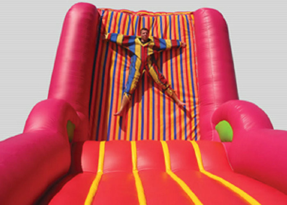 Tailles gonflables interactives du mur 5mx4m 7mx5m de Velcro pour s'élever extérieur