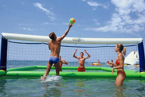 Dimension gonflable de la cour de volleyball de sports de terrain de jeu 12mx6m 2 ans de garantie