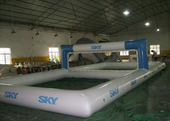 Dimension gonflable de la cour de volleyball de sports de terrain de jeu 12mx6m 2 ans de garantie