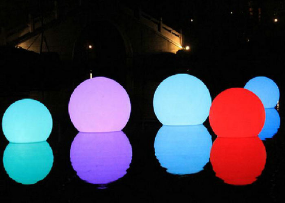 La LED colorée allument le ballon à air d'hélium de PVC d'Inflatables pour la publicité de ciel