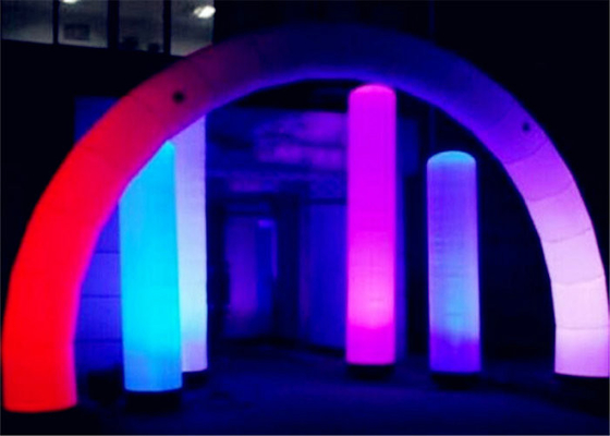 La lampe gonflable de la colonne de publicité de soirée LED a adapté le logo aux besoins du client imprimée