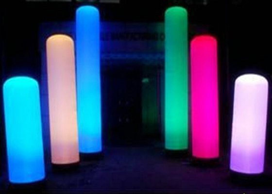 La lampe gonflable de la colonne de publicité de soirée LED a adapté le logo aux besoins du client imprimée