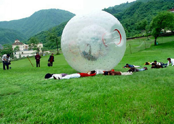 Boule extérieure gonflable de bulle de rouleau de Zorbing de diamètre des jouets 2.2m 2.6m de prairie