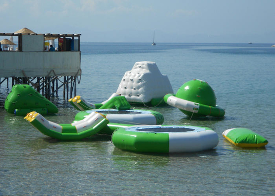 Parc aquatique de flottement gonflable de jeux drôles de l'eau pour les adultes et les enfants WK-004