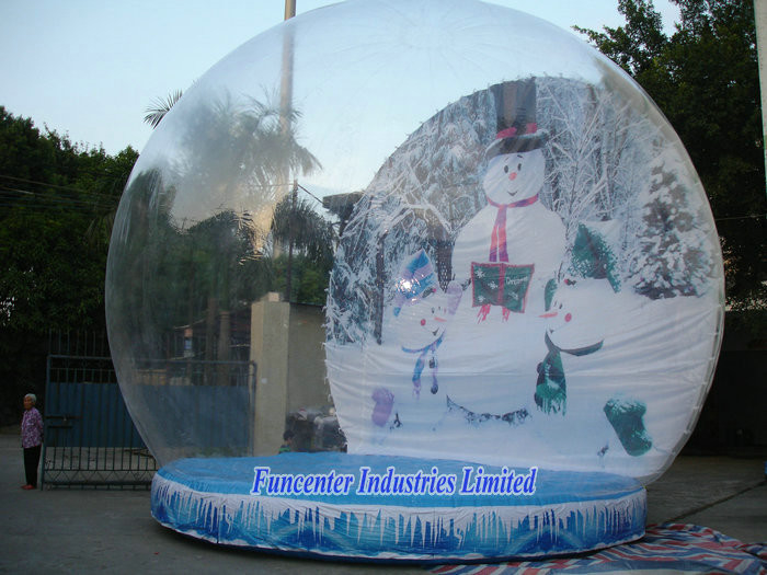 Décoration gonflable de Noël de globe de neige, conception élégante de globe de neige d'explosion