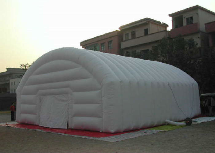 CE contenant gonflable de l'espace de la tente 10mx6m de PVC de couleur simple grand 8mx4m assuré