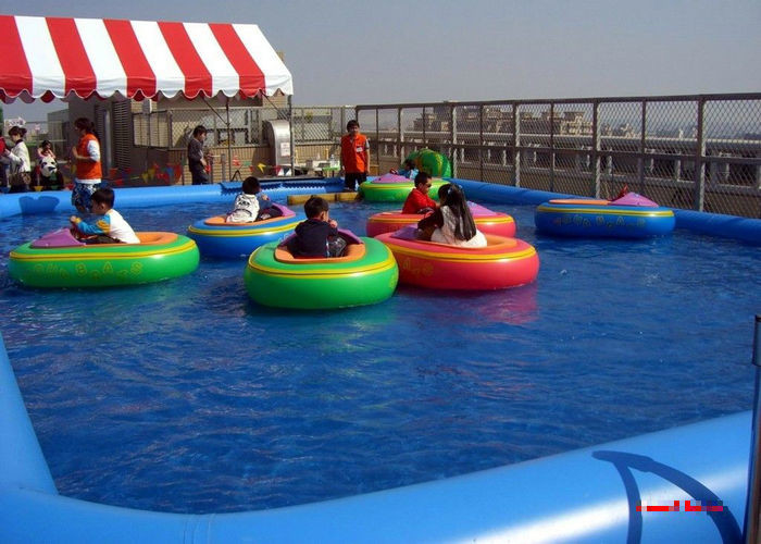 Taille des piscines 10mx8m d'explosion de bâche colorée par mélange pour le parc d'attractions