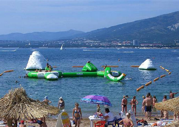 Parc aquatique de flottement gonflable de jeux drôles de l'eau pour les adultes et les enfants WK-004